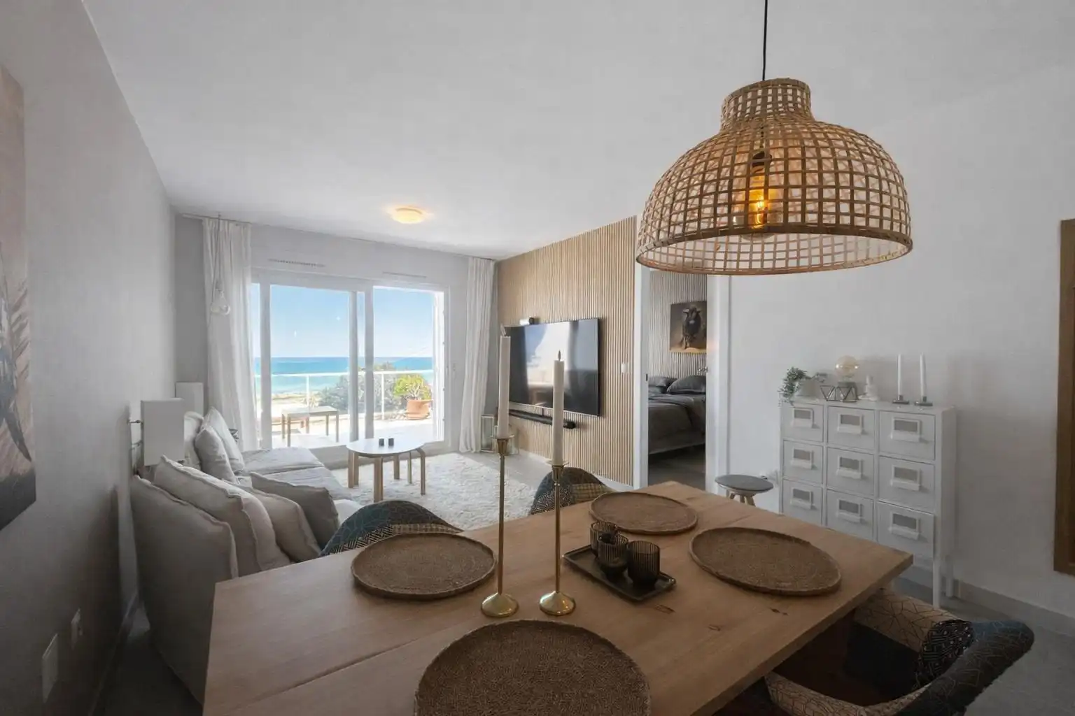 Esszimmer von Dachboden zum Verkauf in Santa Pola mit Klimaanlage, Terrasse und Balkon