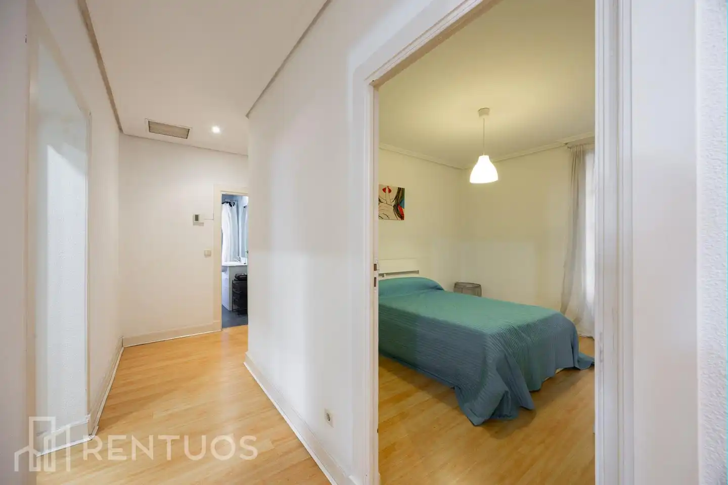 Schlafzimmer von Erdgeschoss zur Miete in Madrid mit Heizung und Möbliert