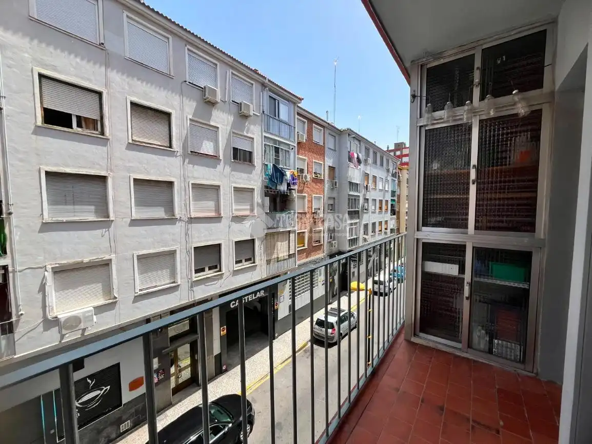 Vista exterior de Pis en venda en Zaragoza