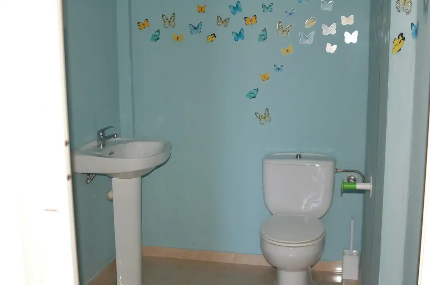 Badezimmer von Geschaftsraum zur Miete in Sevilla mit Klimaanlage