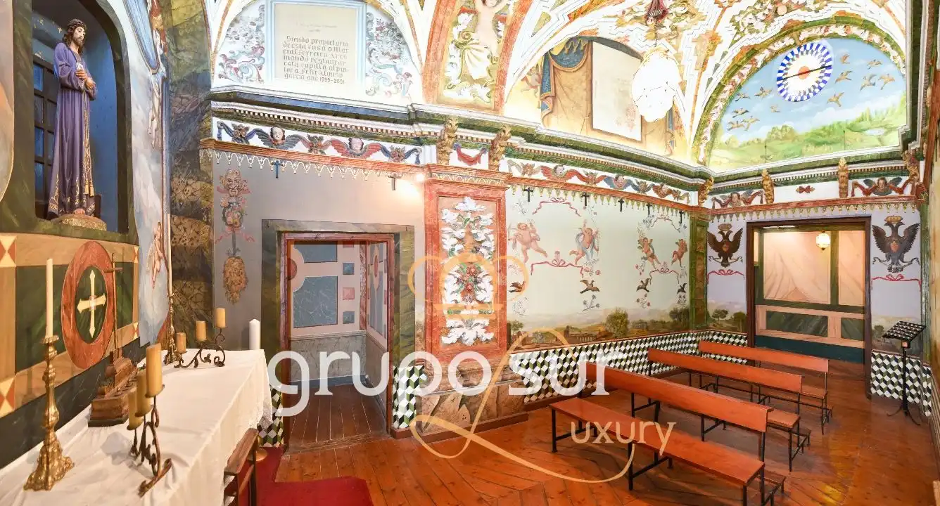 Country homes for sale in Olmedo  with Heating, Private garden and Parquet flooring