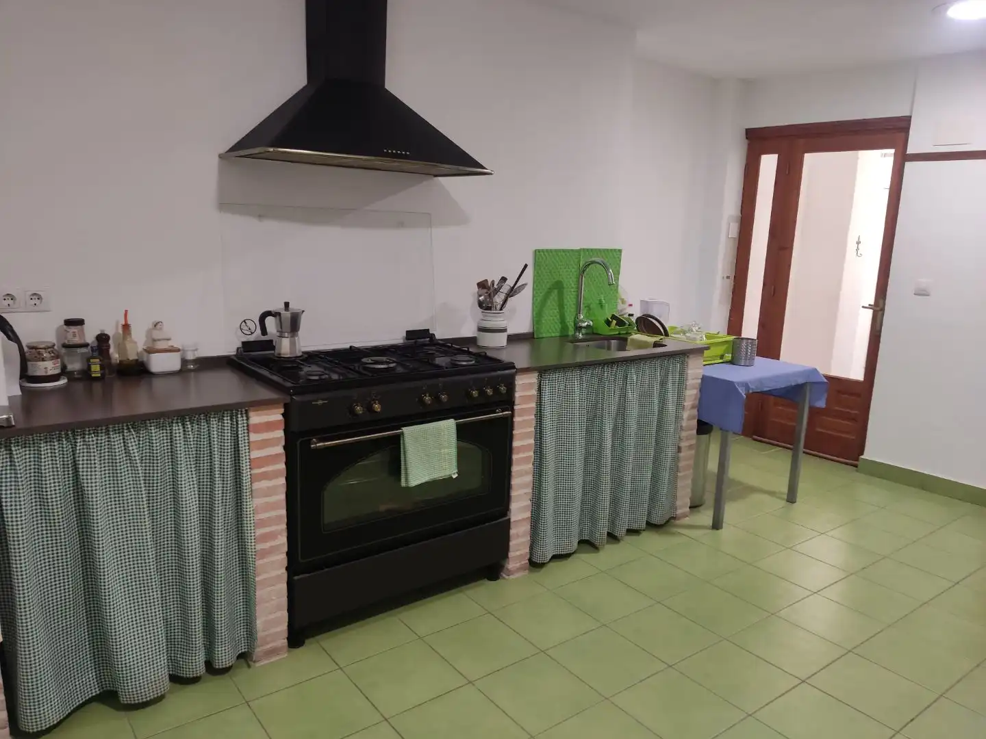Kitchen of Houses for sale in Onil  with Terrace