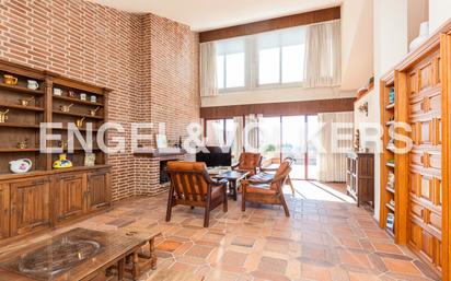 Living room of House or chalet for sale in San Lorenzo de El Escorial  with Air Conditioner and Heating