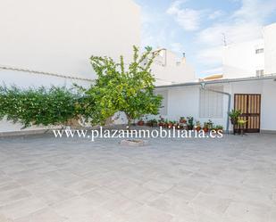 Garden of House or chalet for sale in Lucena  with Air Conditioner, Storage room and Balcony