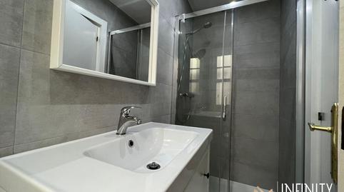 Foto 3 de Piso de alquiler en Múgica y Butrón Kalea, Castaños - Begoñaibarra, Bilbao