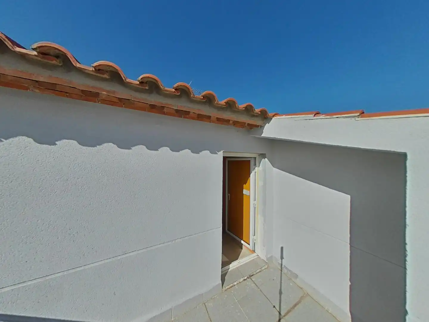 Vista exterior de Casa o chalet en venta en Vilanova i la Geltrú con Jardín privado, Terraza y Trastero