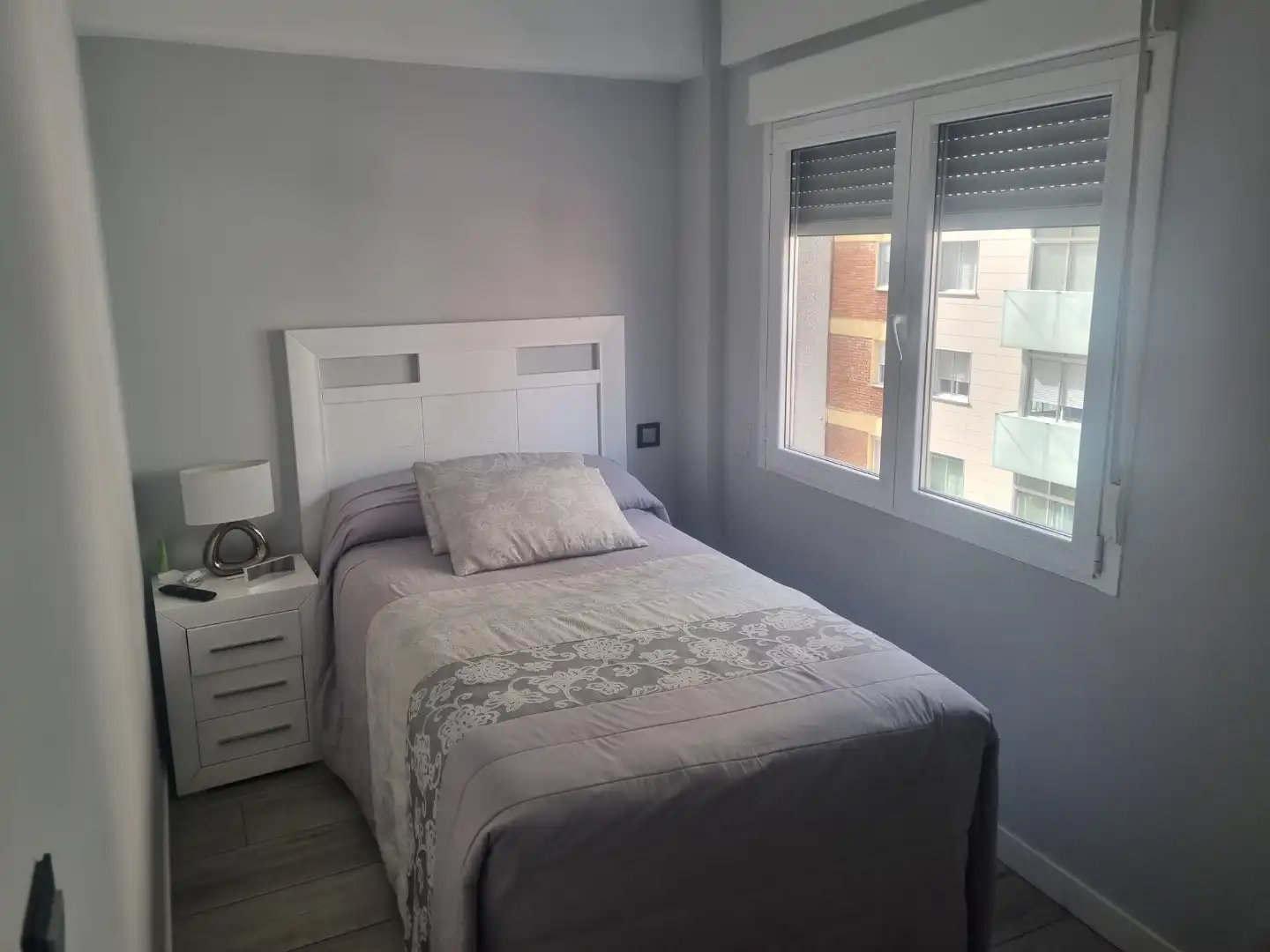 Habitación de Piso en venta en Burgos con Calefacción, Terraza y Trastero