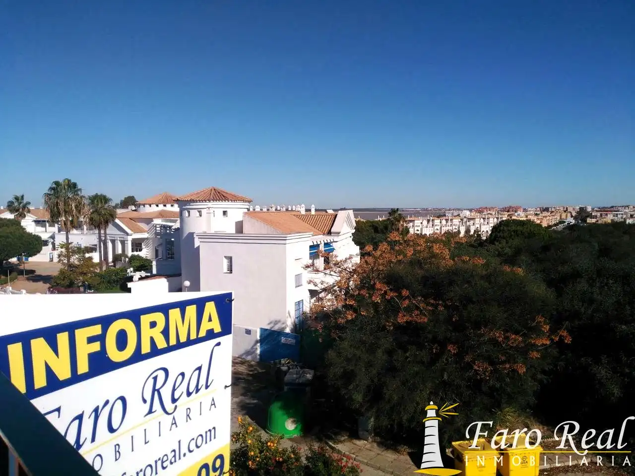 Exterior view of Detached homes for rent in Sanlúcar de Barrameda  with Air Conditioner, Private garden and Swimming Pool
