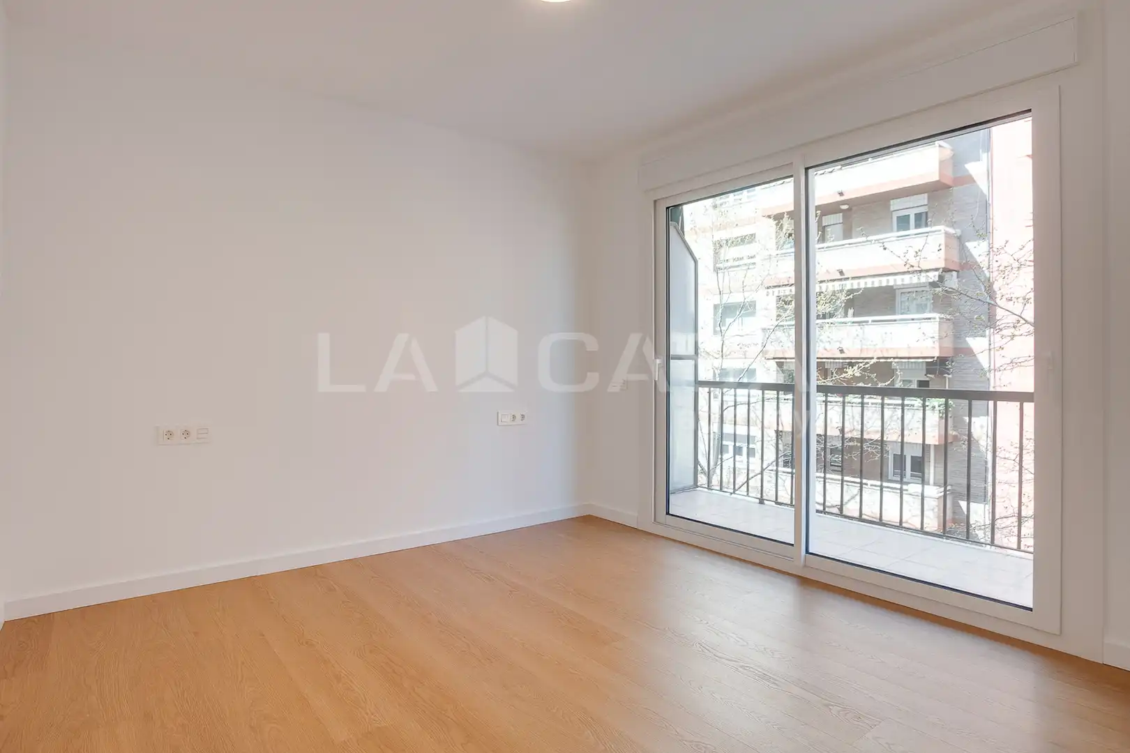 Habitación de Piso en venta en Barcelona con Calefacción