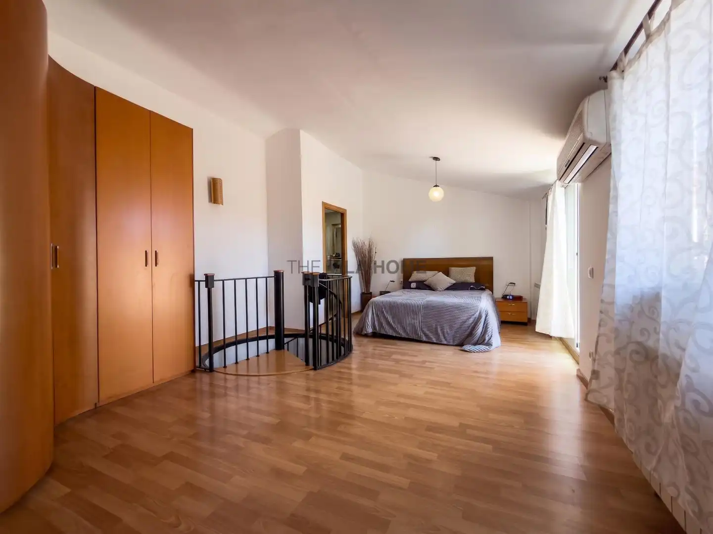 Habitación de Dúplex en venta en Vilafranca del Penedès con Aire acondicionado, Calefacción y Terraza