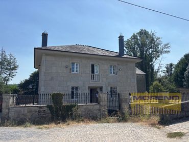 Casa en venda a Lugar Carracedo - Pq Carracedo