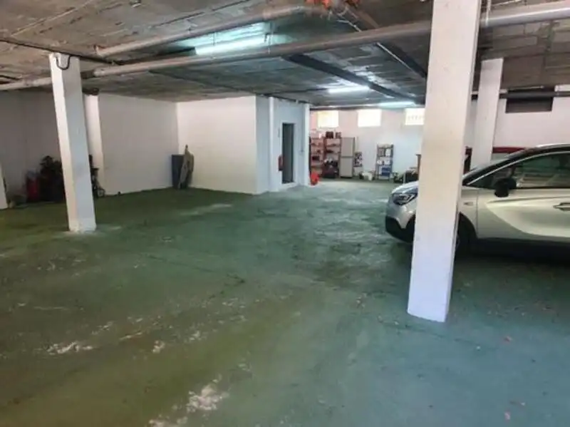 Parking of Houses for rent in Marbella  with Air Conditioner, Heating and Private garden