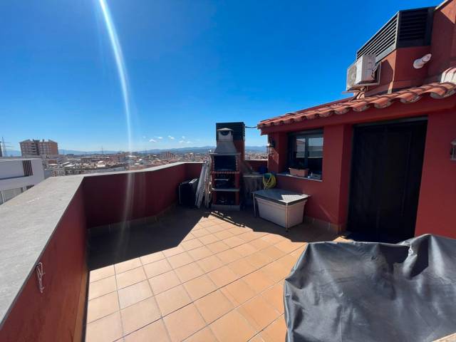 Dúplex en Venta en Sant Pere Nord