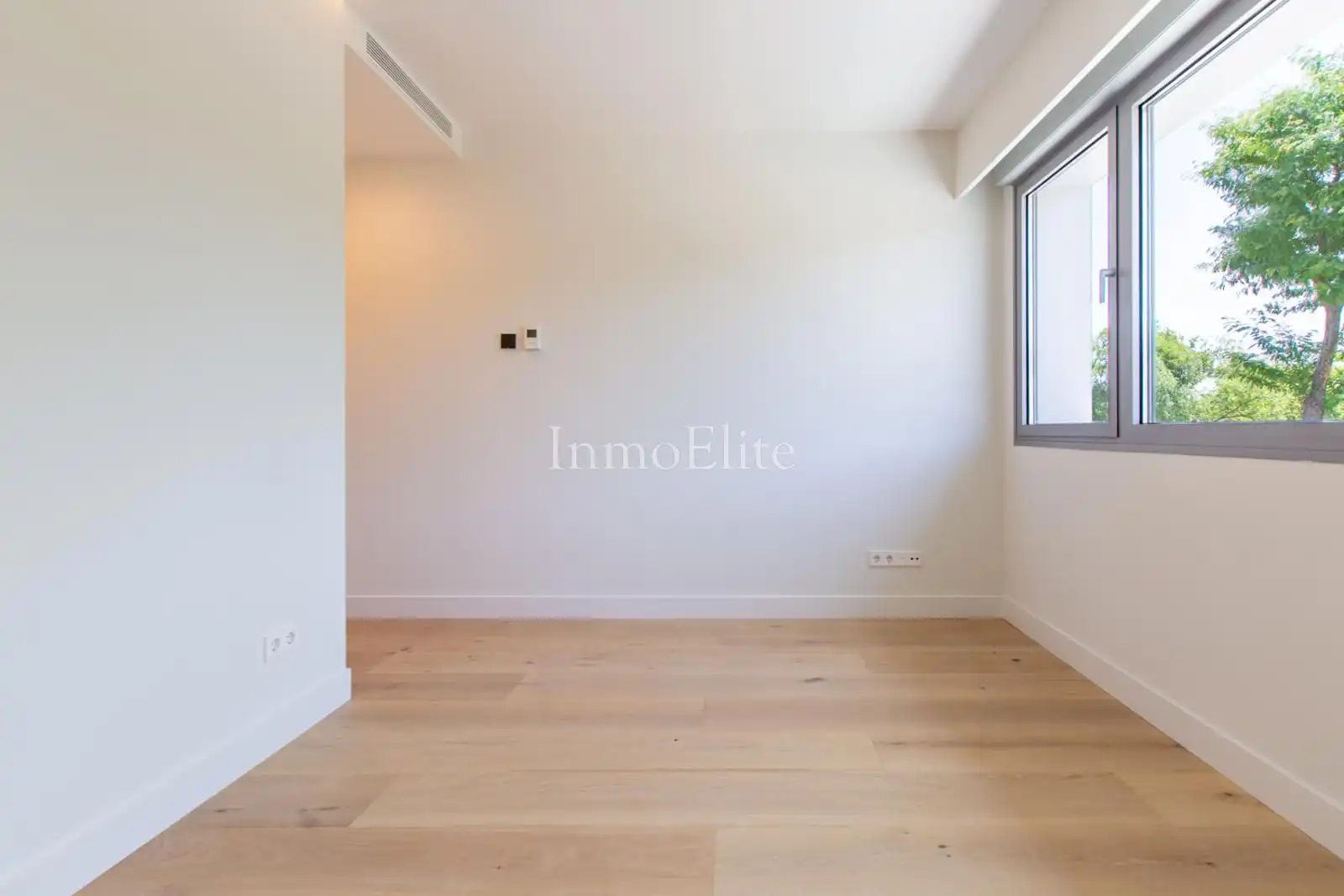 Casa bifamiliare con piscina in vendita a Avenida Europa, imagen 23