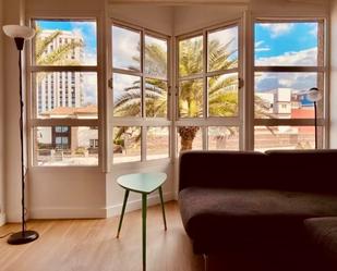 Vista exterior de Apartament de lloguer en Las Palmas de Gran Canaria amb Moblat, Rentadora i Microones