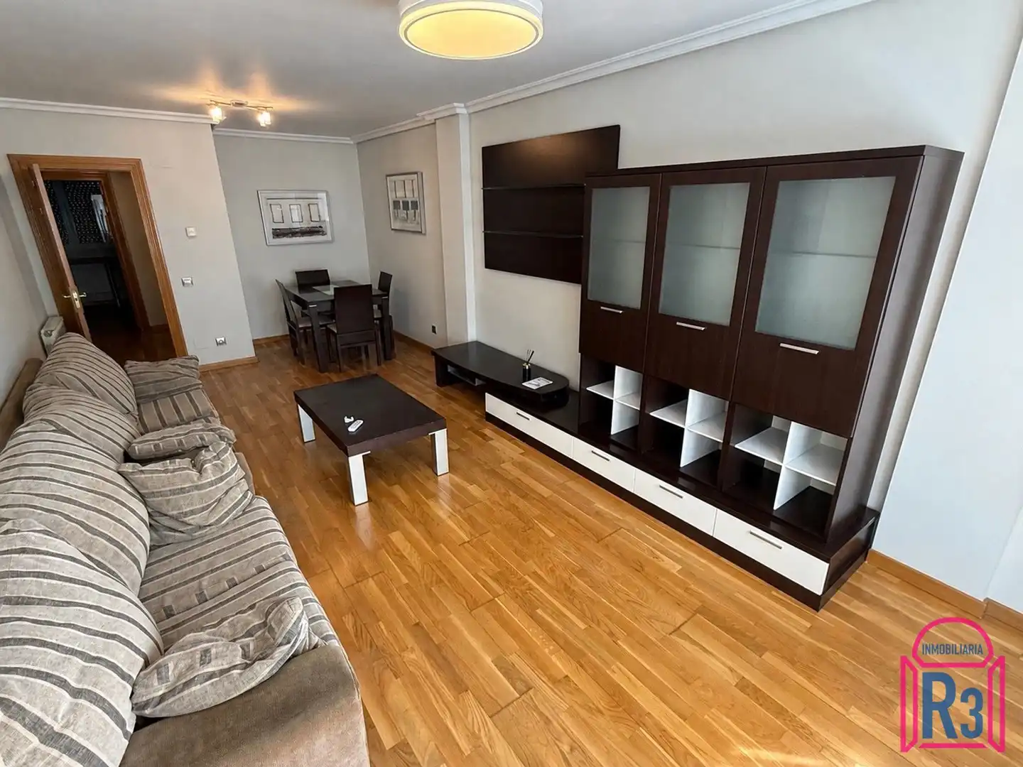 Wohnzimmer von Wohnung zur Miete in León Capital  mit Heizung, Terrasse und Abstellraum