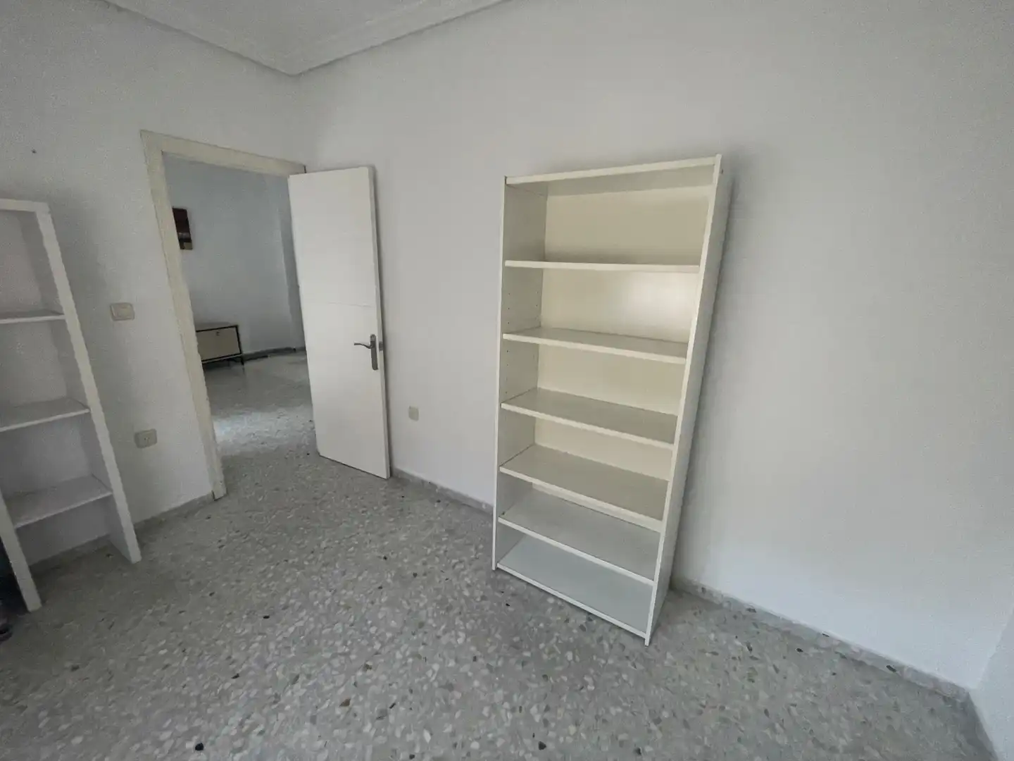 Flat with terrace for sale in Calle Venezuela, imagen 13