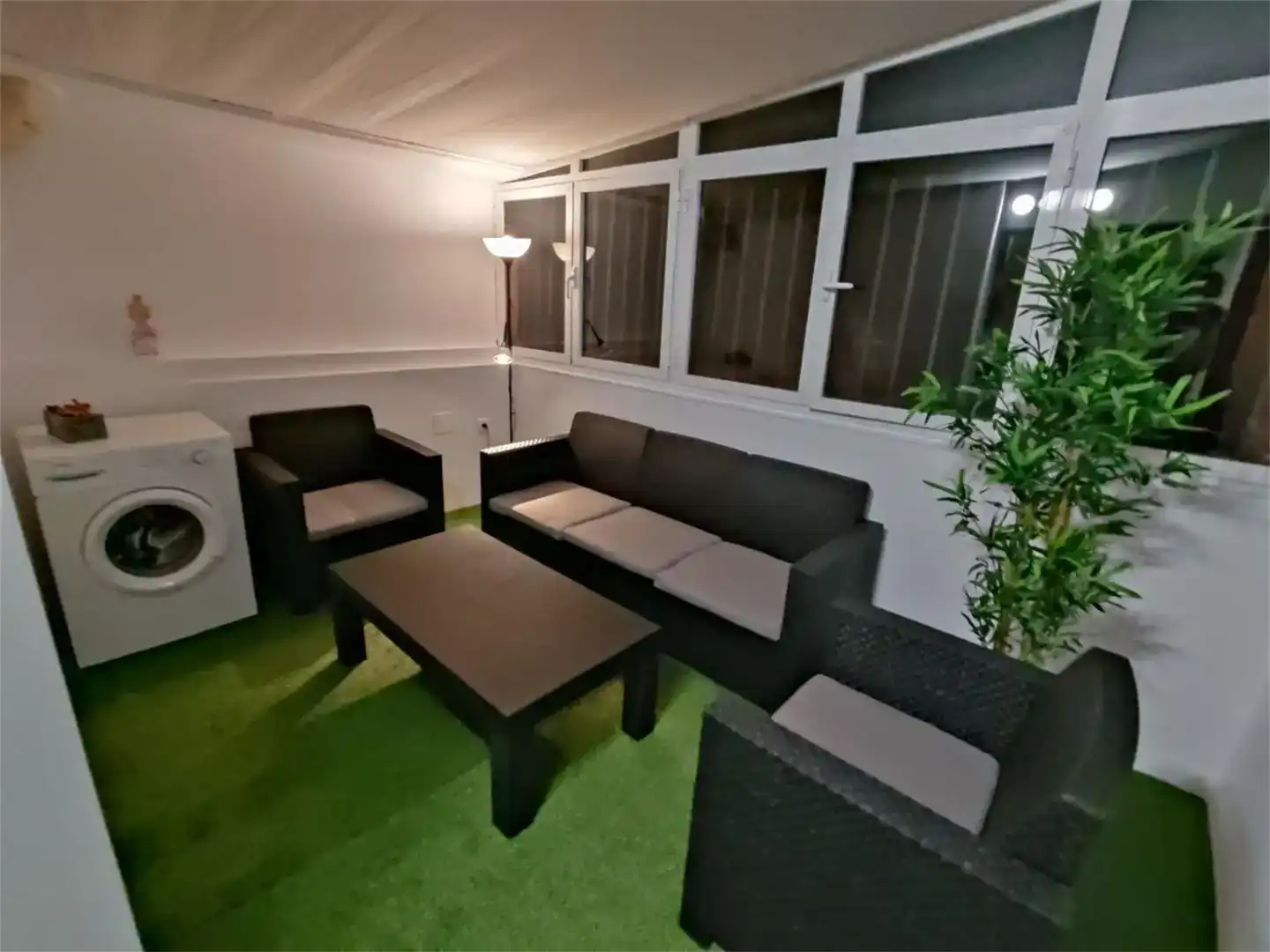 Terraza de Piso para compartir en Gijón  con Amueblado y Balcón