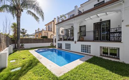 Jardí de Casa o xalet en venda en Benalmádena amb Aire condicionat, Jardí privat i Terrassa