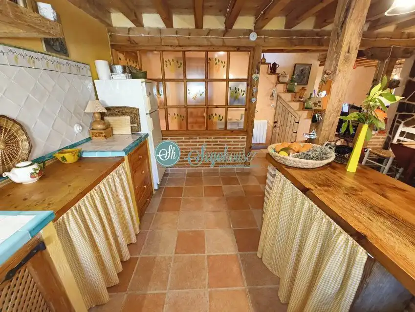 Cocina de Casa o chalet en venta en Escobar de Polendos con Calefacción y Trastero