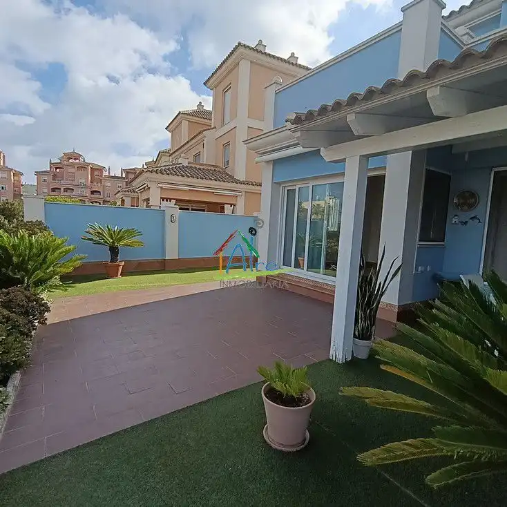 Vista exterior de Casa o xalet en venda en Almonte amb Aire condicionat, Calefacció i Terrassa