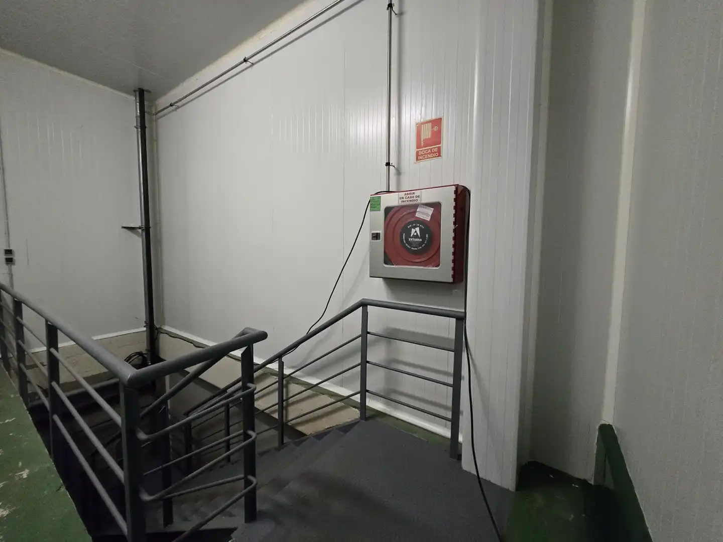 Nave industrial en venta en Teruel con Calefacción y Alarma