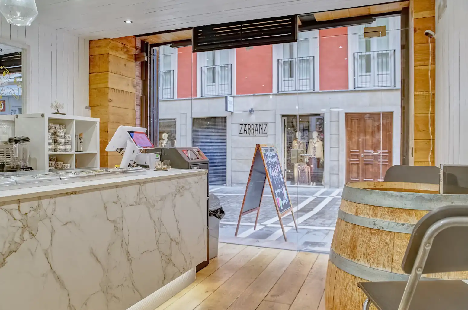 Local comercial en traspàs a Pamplona-Iruña - Calle Estafeta 12. Pamplona-Iruña 12, imagen 29