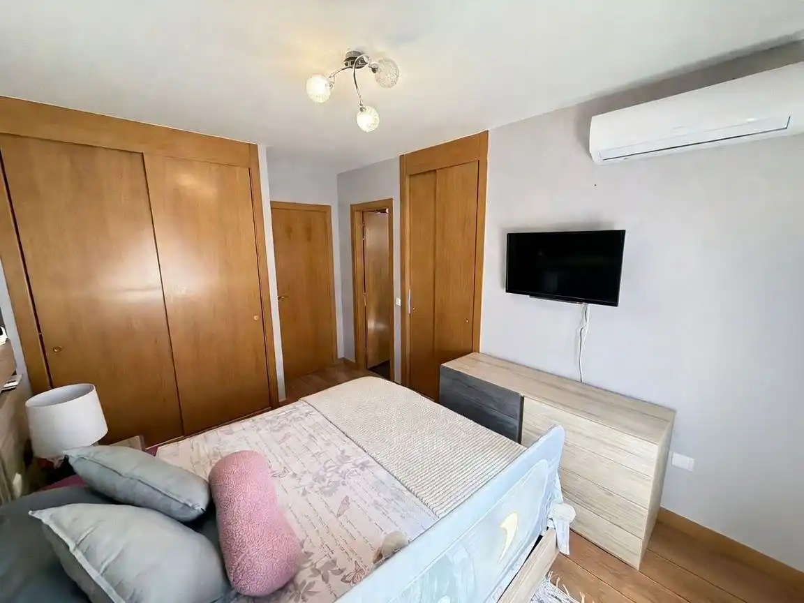 Dormitori de Casa o xalet en venda en Tórtola de Henares amb Calefacció i Terrassa