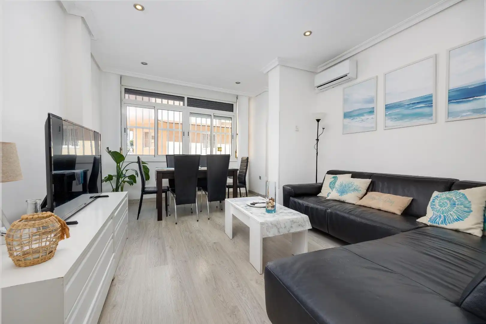 Appartement compact à vendre à Calle Paralela Estocolmo 23