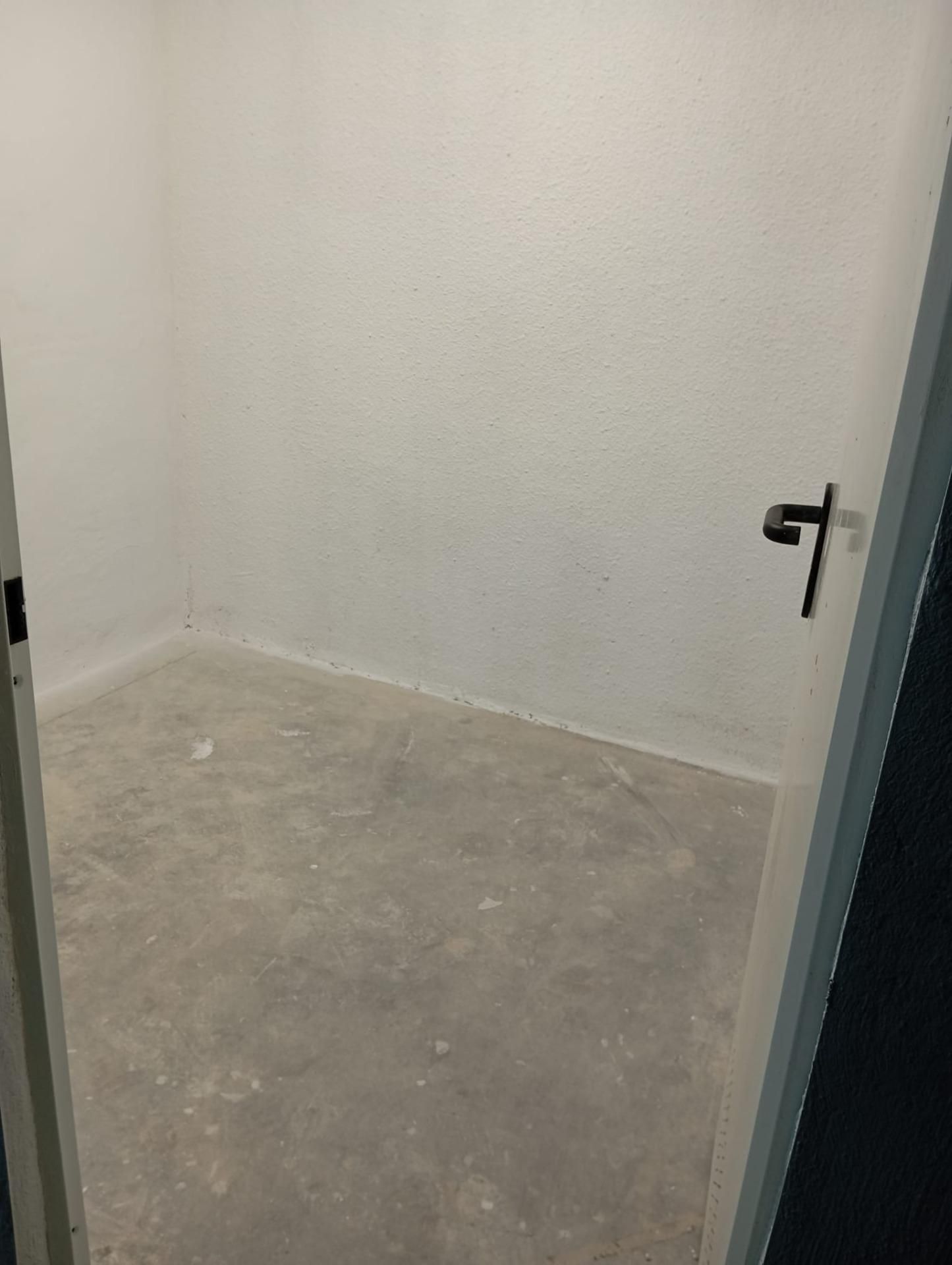 Box room to rent in Zona Concordia