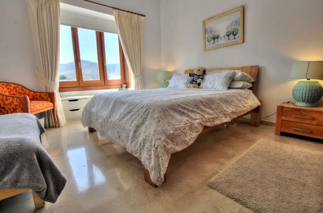 Dormitori de Casa adosada en venda en Mijas amb Aire condicionat, Terrassa i Traster