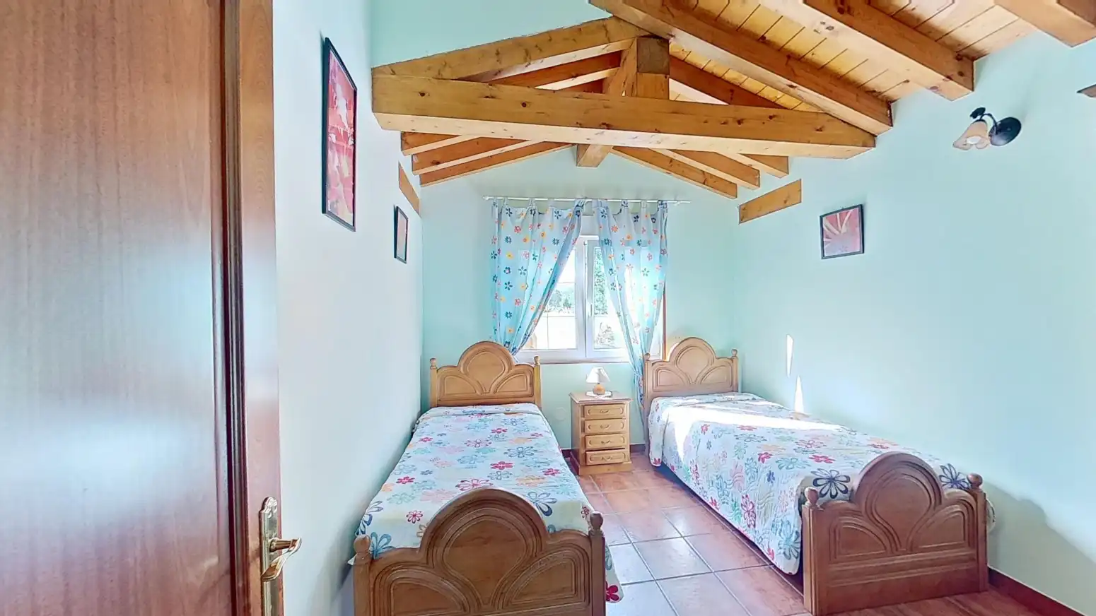 Habitación de Casa o chalet en venta en Santiurde de Toranzo con Calefacción, Jardín privado y Amueblado