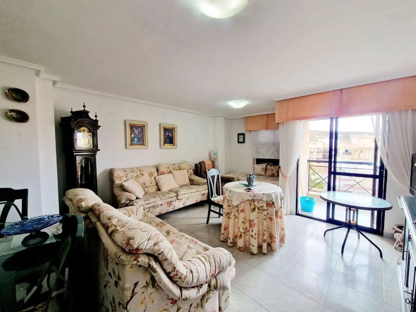 Sala d'estar de Dúplex en venda en Águilas amb Traster, Moblat i Balcó