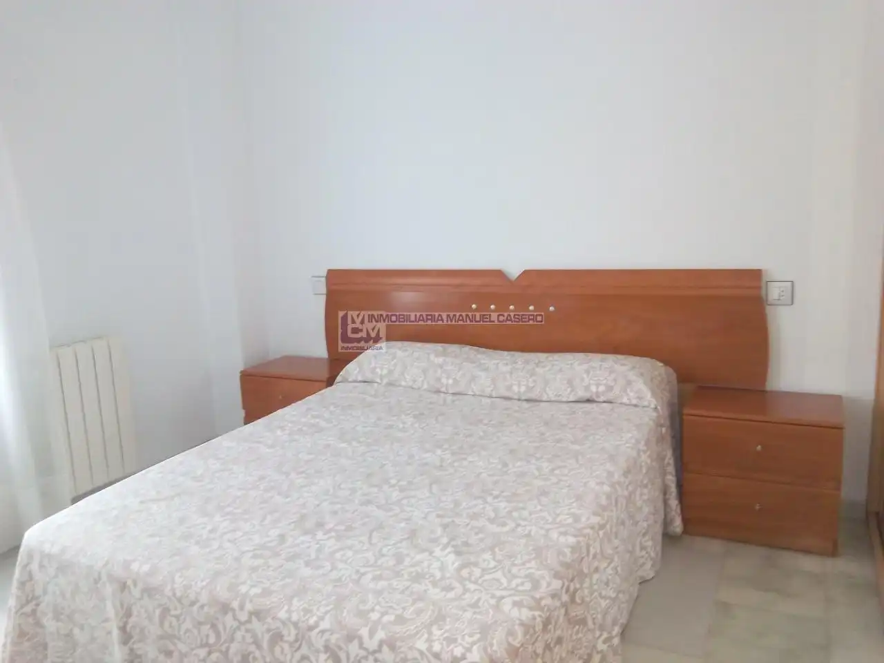 Schlafzimmer von Wohnung zur Miete in Cáceres mit Klimaanlage, Heizung und Möbliert