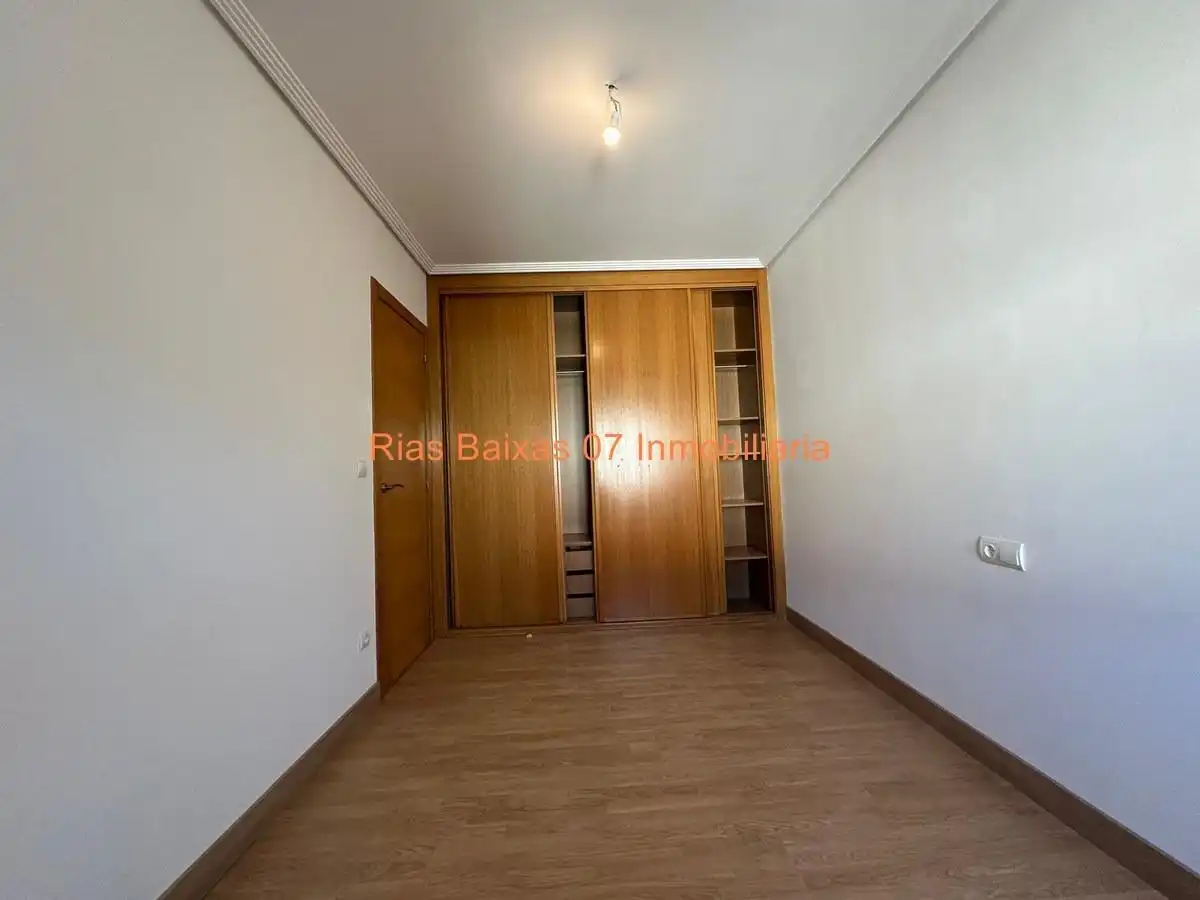 Piso en venta en Vigo  con Calefacción y Balcón