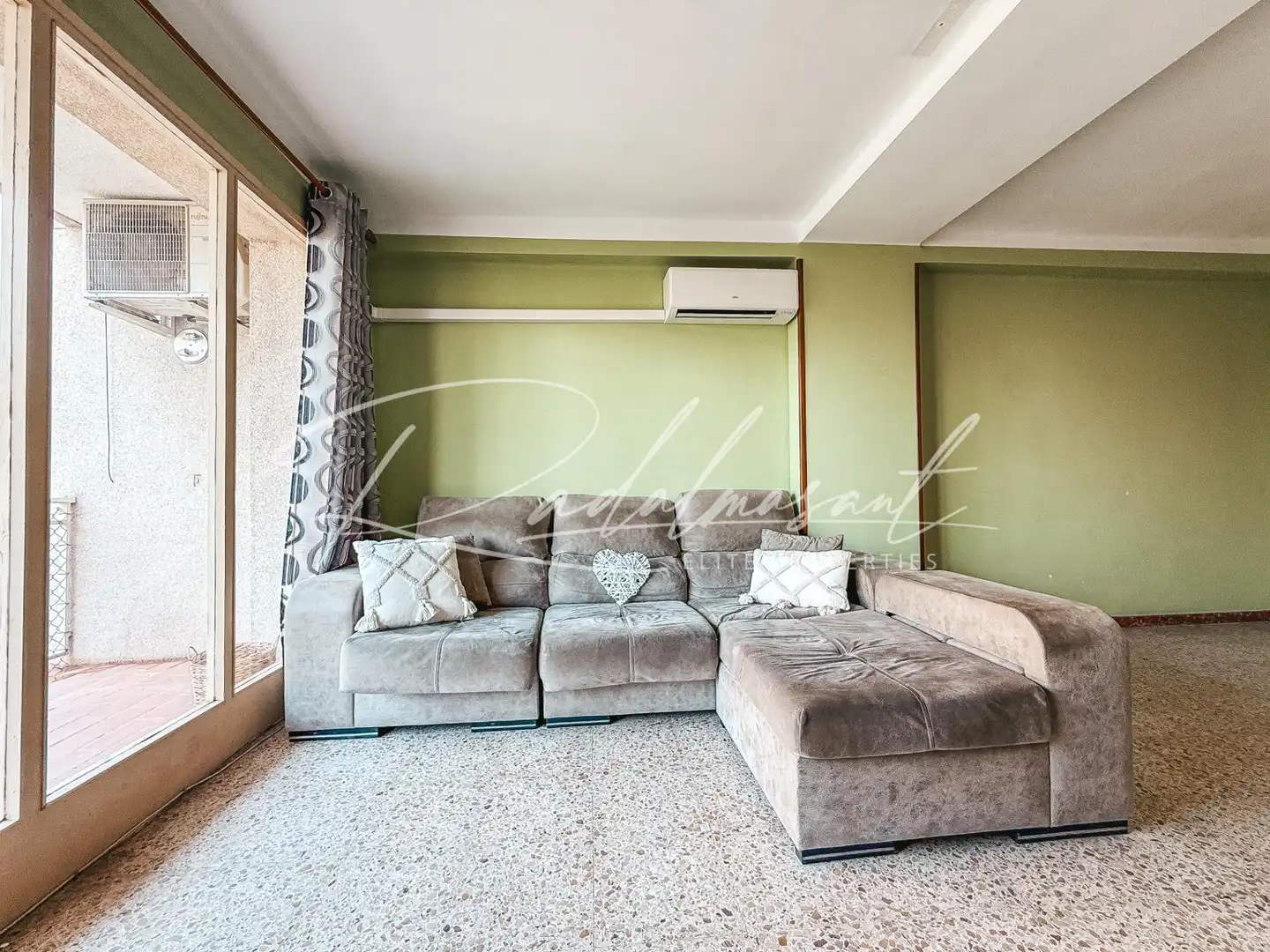 Sala de estar de Piso en venta en Reus con Aire acondicionado, Calefacción y Terraza