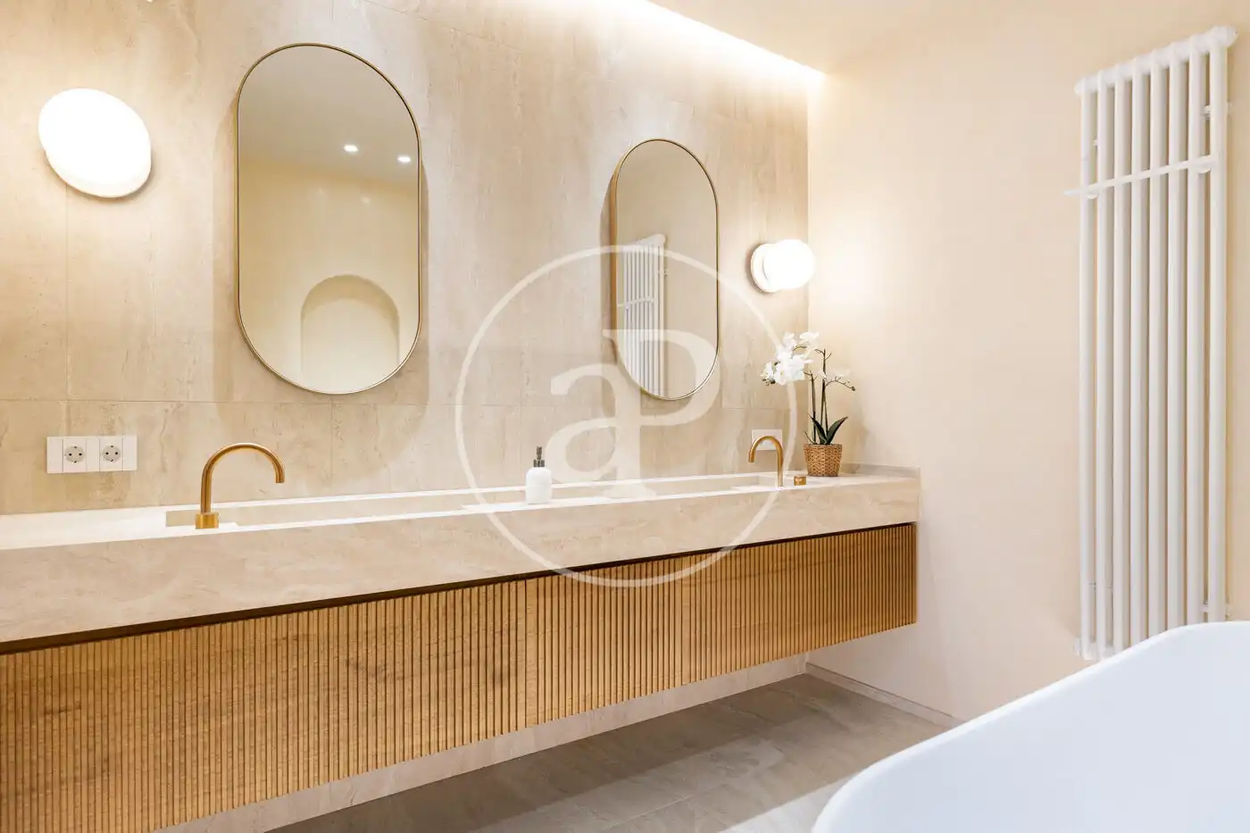 Baño de Piso en venta en Barcelona con Aire acondicionado, Calefacción y Amueblado