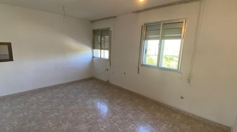Foto 4 de Piso en venta en Calle de Cuart de Poblet, Lucero, Madrid Capital