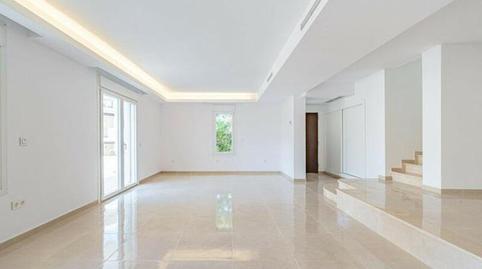 Foto 3 de Casa adosada en venda a La Dama de Noche - La Alzambra, Marbella