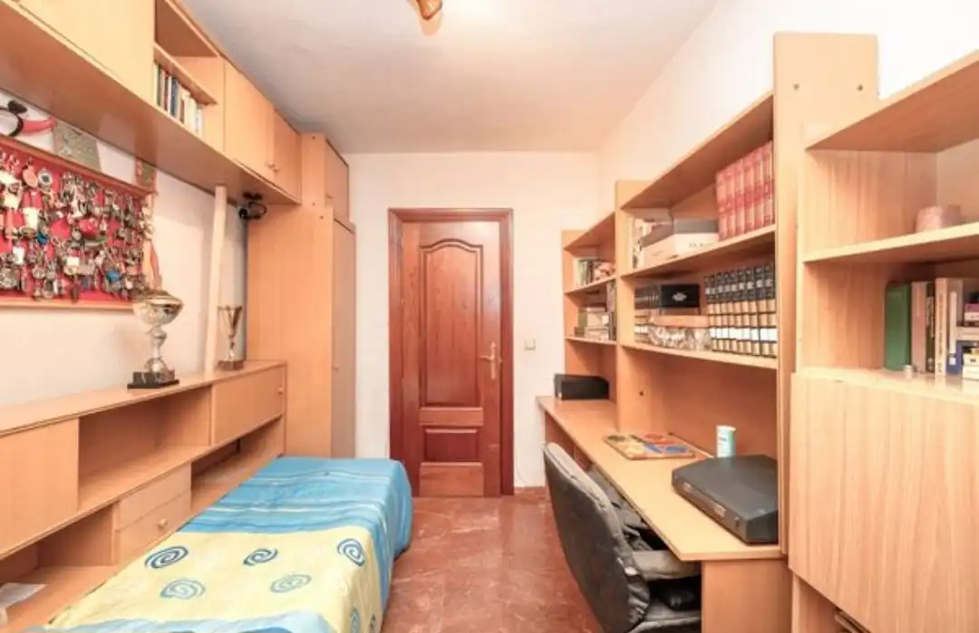Wohnung zur Miete in Avenida de América, 40, Barrio de Zaidín