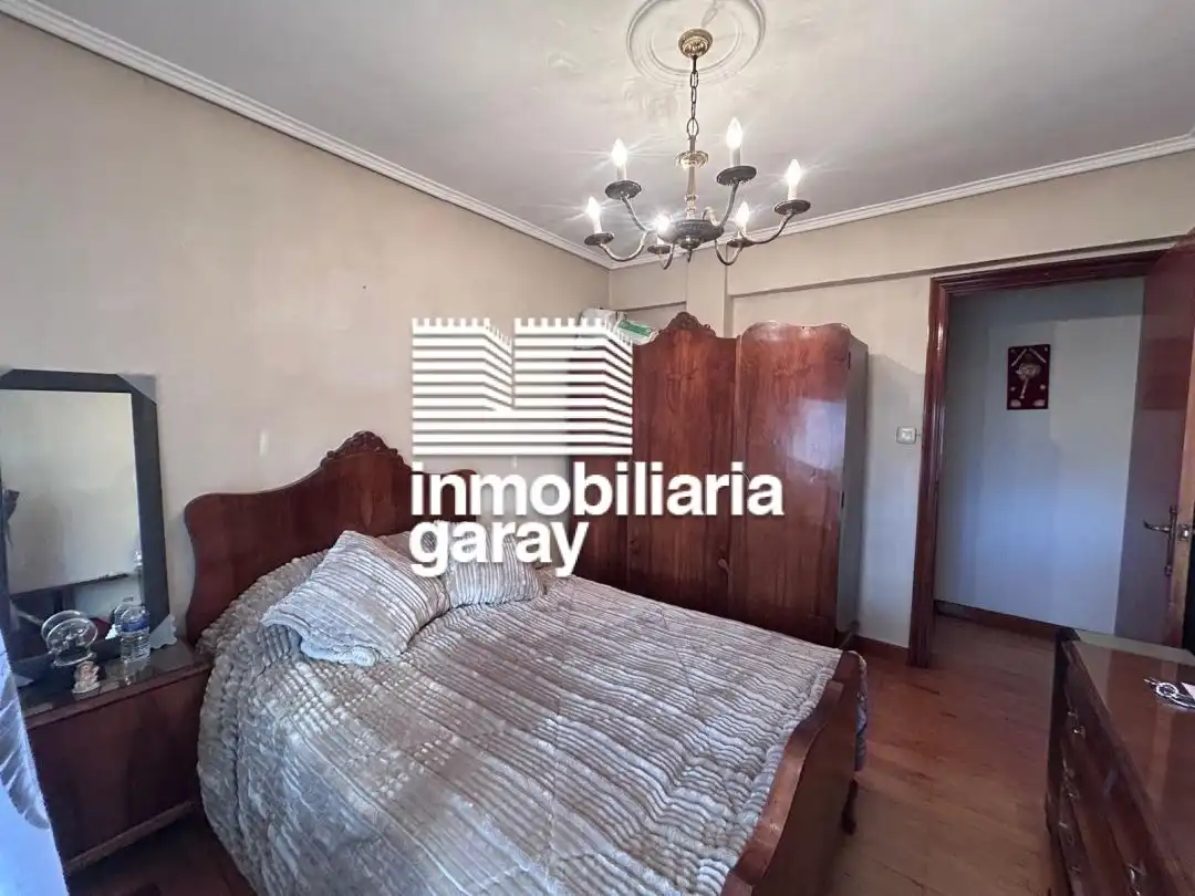 Habitación de Piso en venta en Medina de Pomar con Amueblado