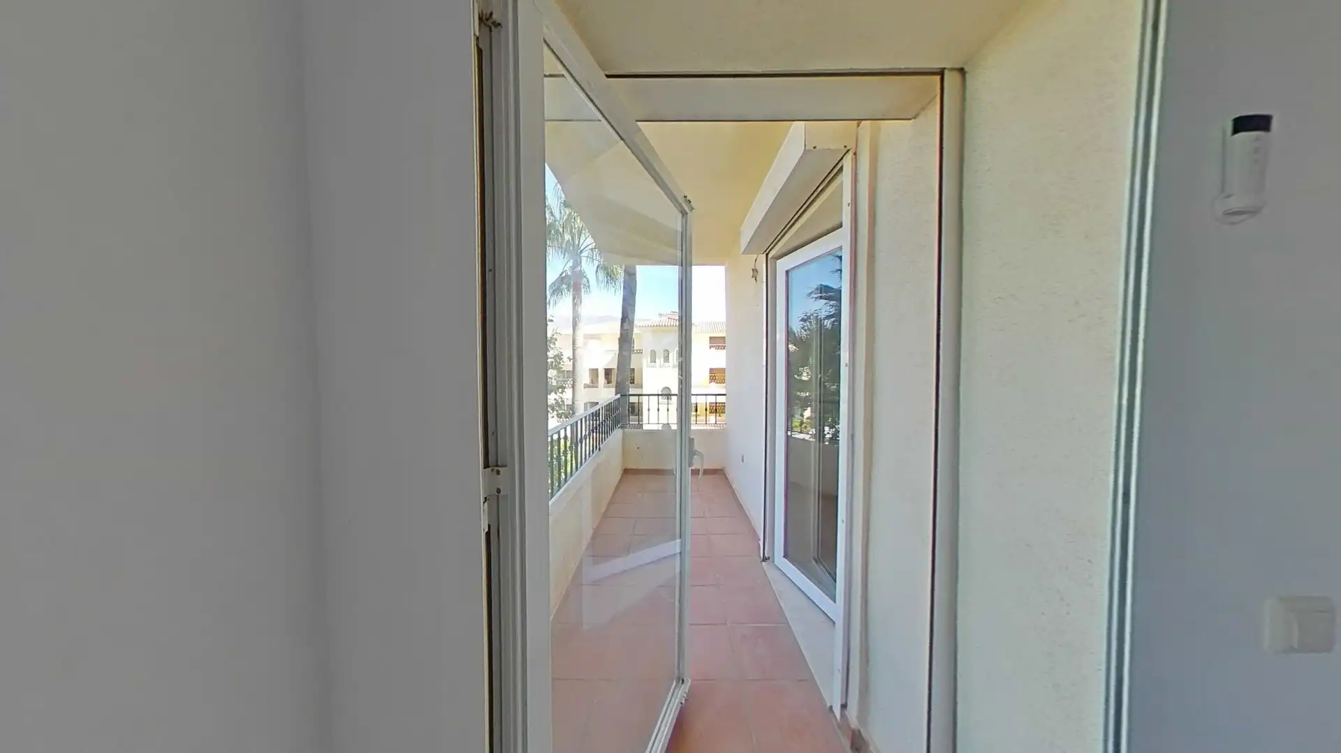 Terraza de Piso en venta en Mijas con Trastero y Piscina