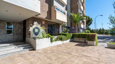 Foto 3 de Piso en venta en Calle de Sirio, Estrella, Madrid Capital