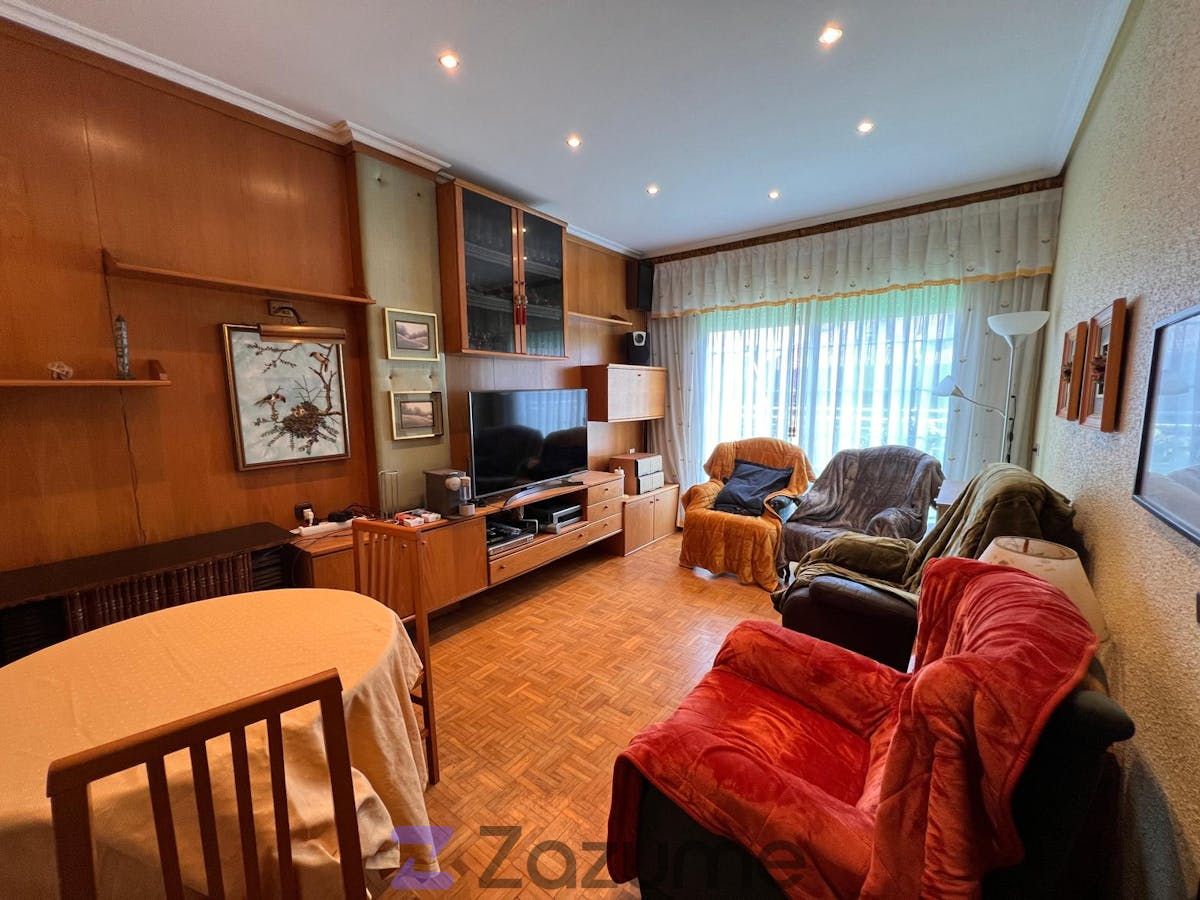 Flat to rent in Madre Vedruna Kalea, Lovaina