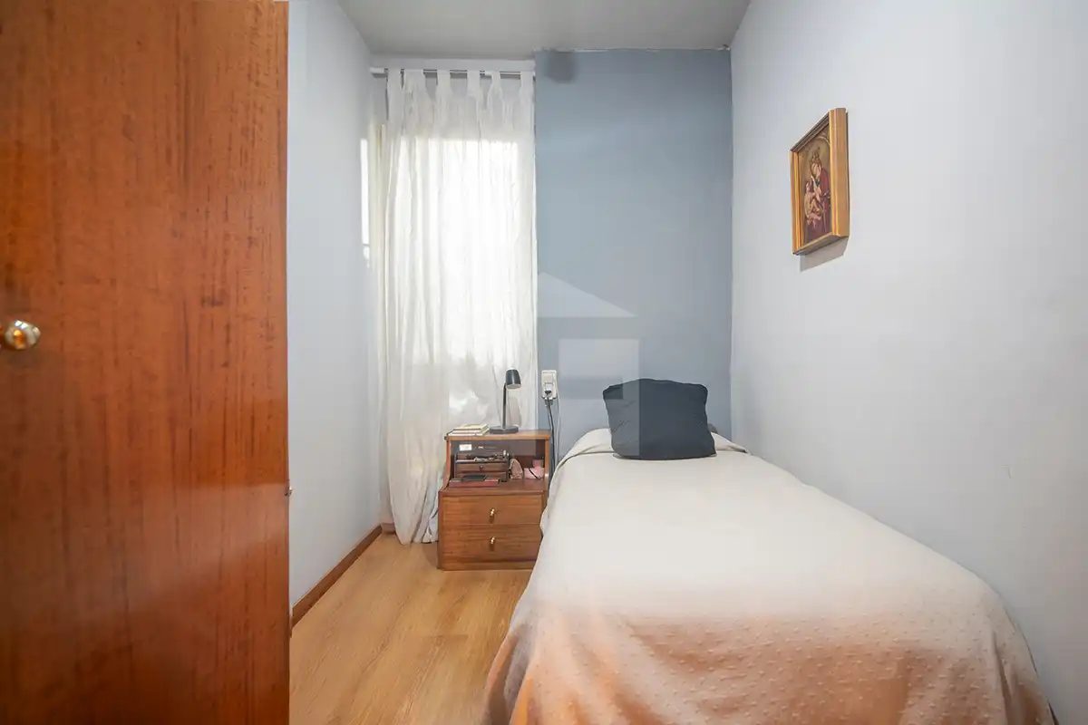 Bedroom of Flat for sale in Barcelona  with Air Conditioner and Heating