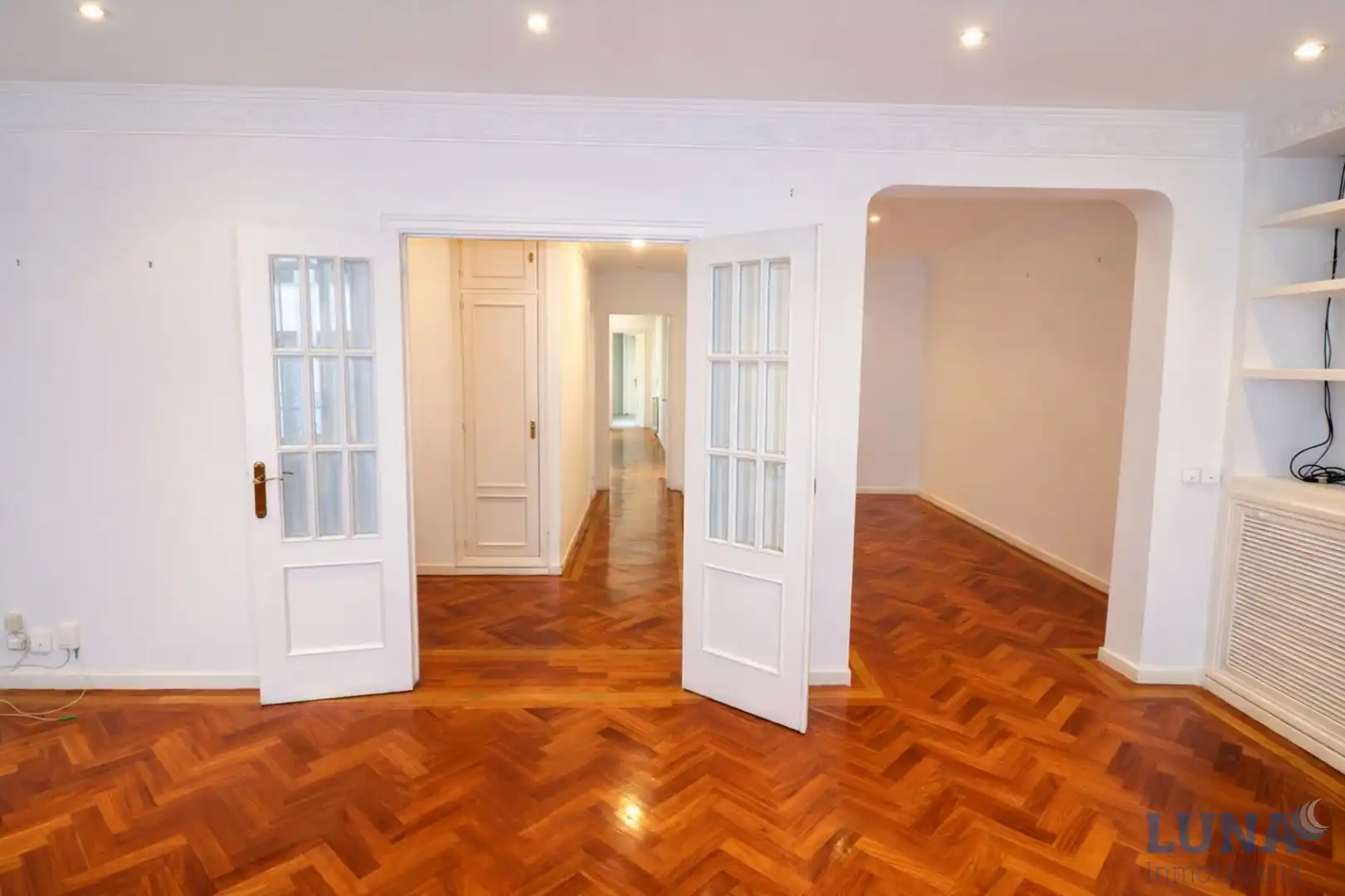 Wohnung zum Verkauf in Madrid mit Klimaanlage, Heizung und Parkett