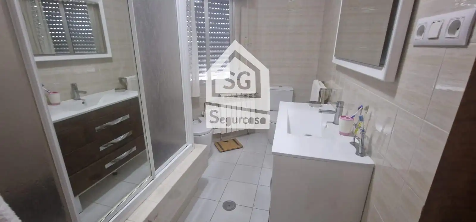 Bathroom of Houses for sale in Ourense Capital   with Heating
