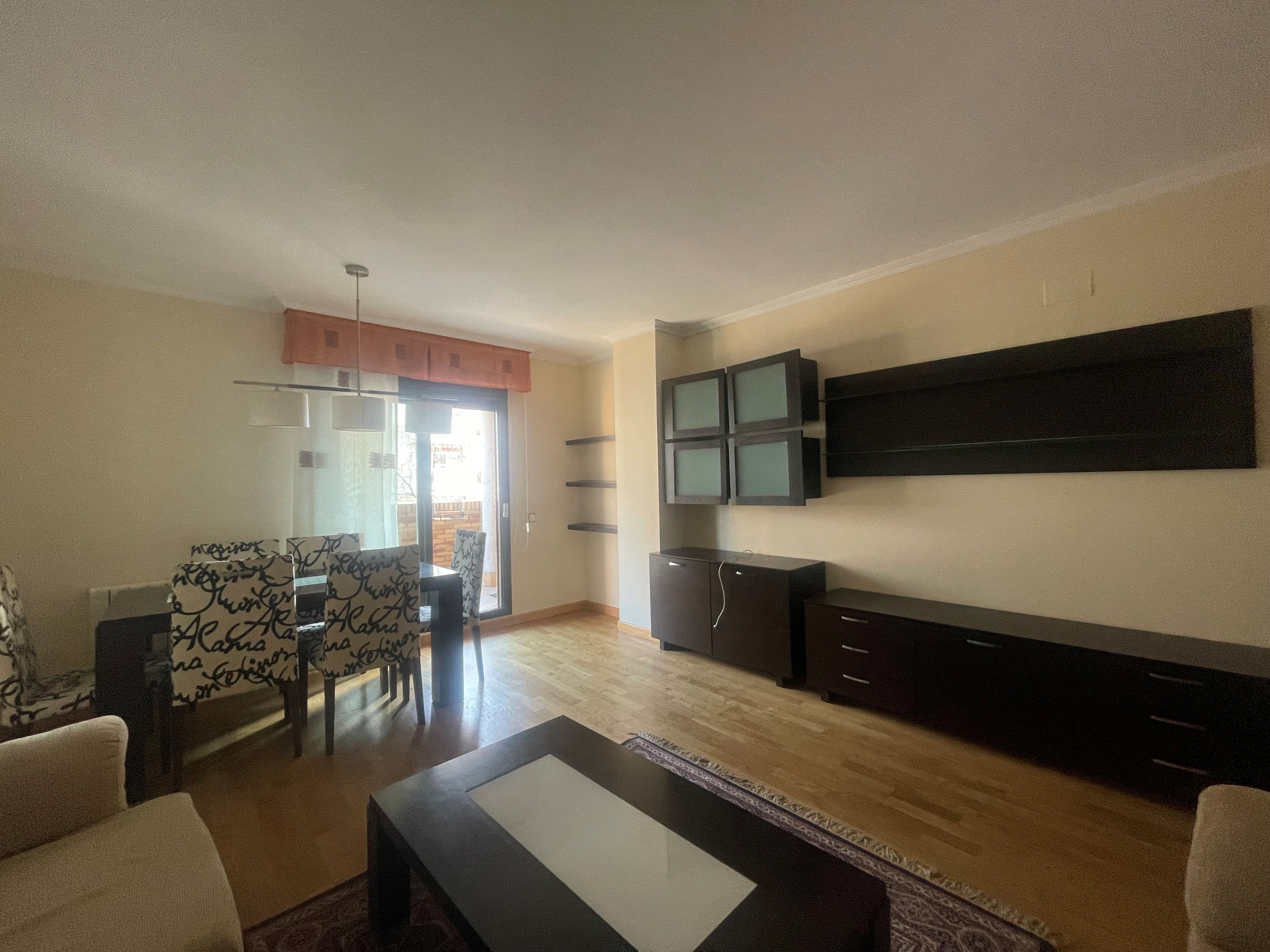 Piso de alquiler en Calle de Fausto Elhuyar, La Garena