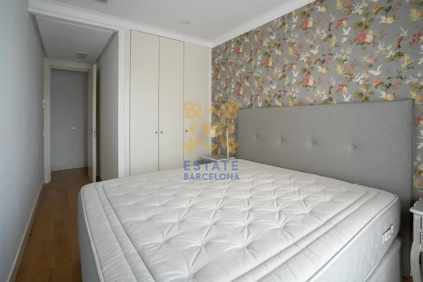 Schlafzimmer von Dachboden zum Verkauf in Valencia mit Klimaanlage, Heizung und Möbliert