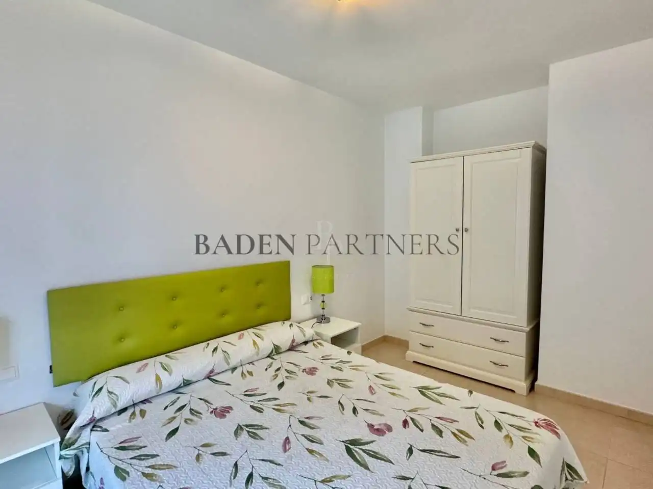 Flat for rent in Calle Alcañiz, Casco Urbano
